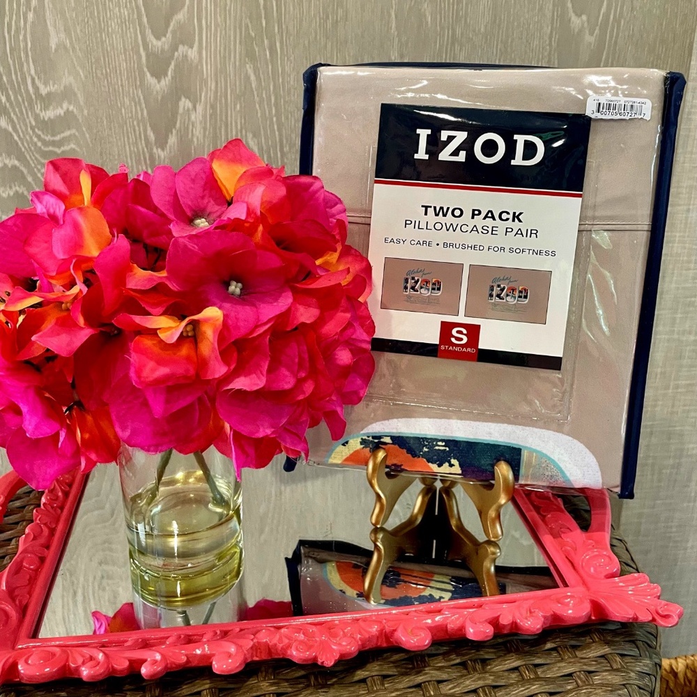 🆕IZOD Aloha Pillowcase 2-Pack-NWT